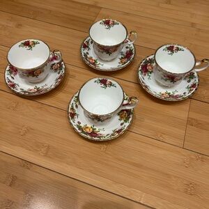 Royal Albert Old Country Roses Bone China